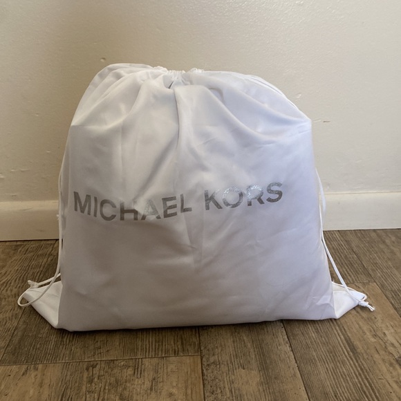 michael kors bag - Picture 12 of 12